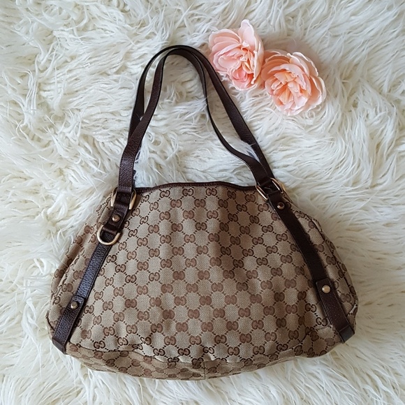 Gucci Handbags - *FINAL SALE*Authentic Gucci Canvas Handbag